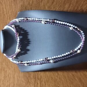 Vintage Avon Heather and mist necklace set in original box.